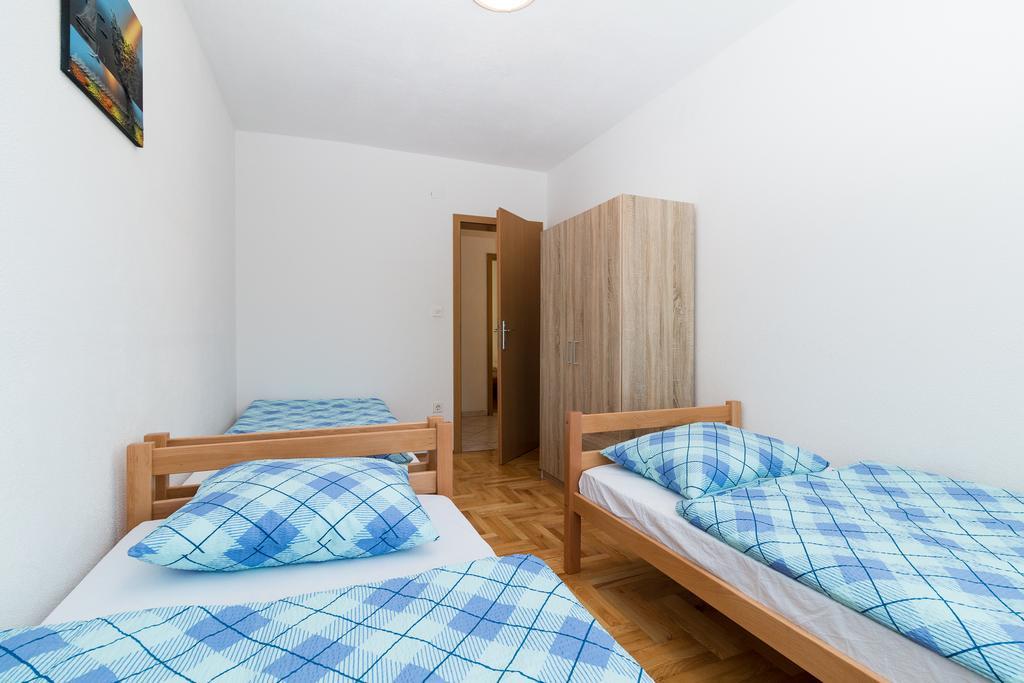 Apartment Marko Каштела Экстерьер фото